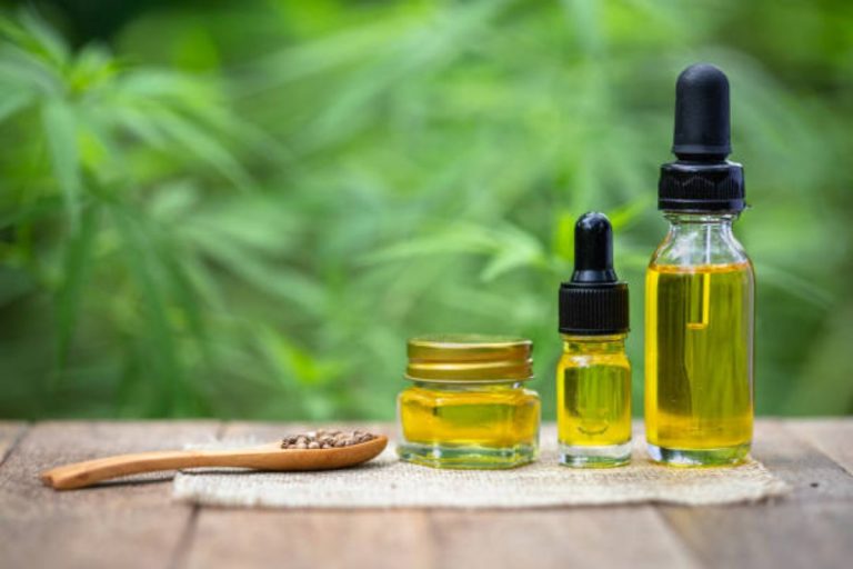 How To Make CBD Tincture: A Complete Guide