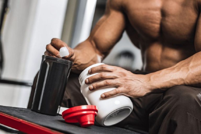 4 Creatine Myths Debunked